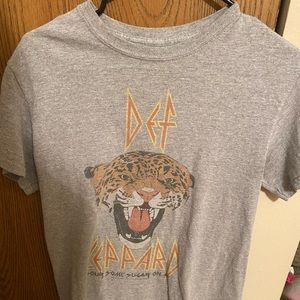Gray Def Leppard tee